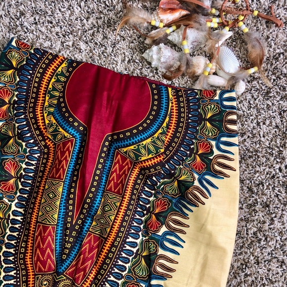 Red and Tan Skirt - Picture 2 of 5